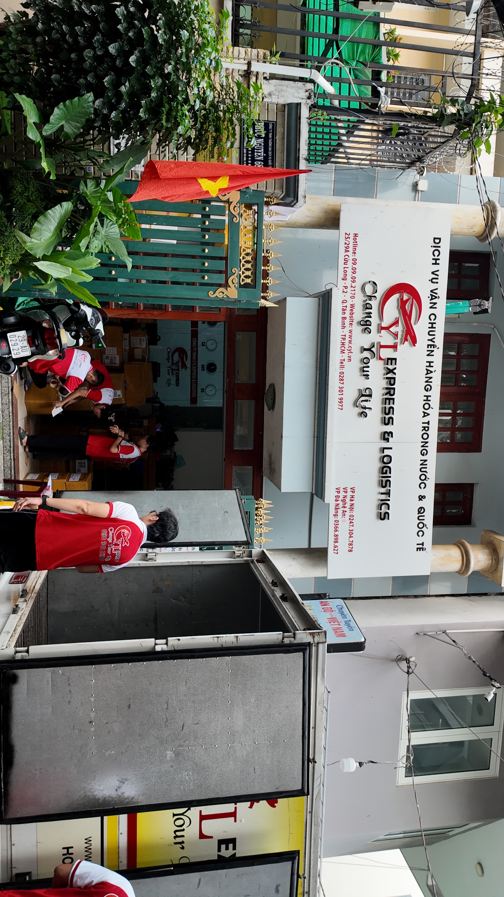 CYL Express đóng gói